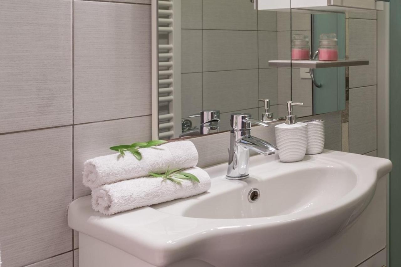 Studio Apartments Pinia-Marina Porec Luaran gambar